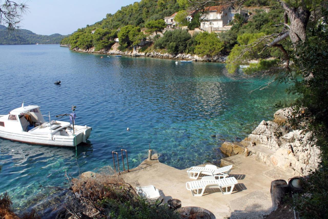 Apartments By The Sea Ubli, Lastovo - 8354 Eksteriør bilde