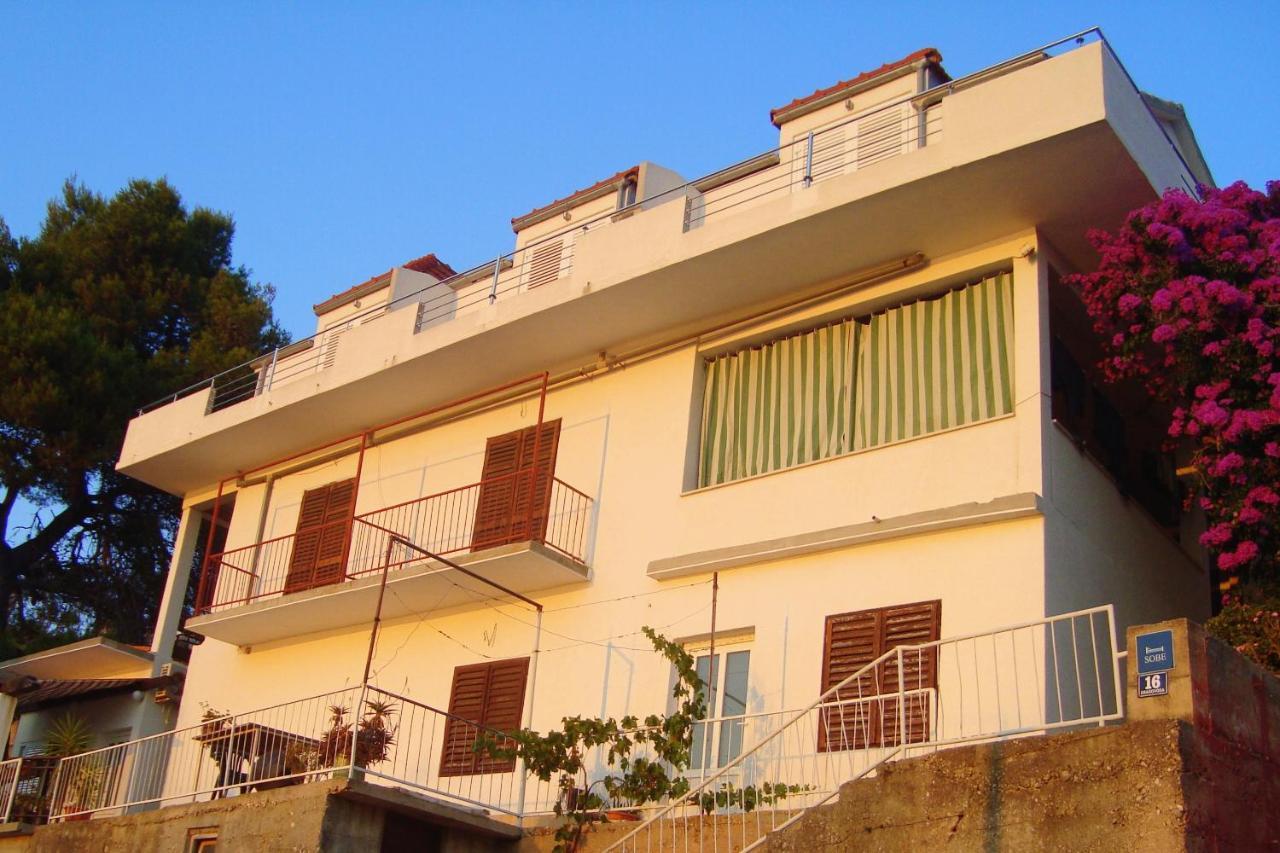 Apartments By The Sea Ubli, Lastovo - 8354 Eksteriør bilde
